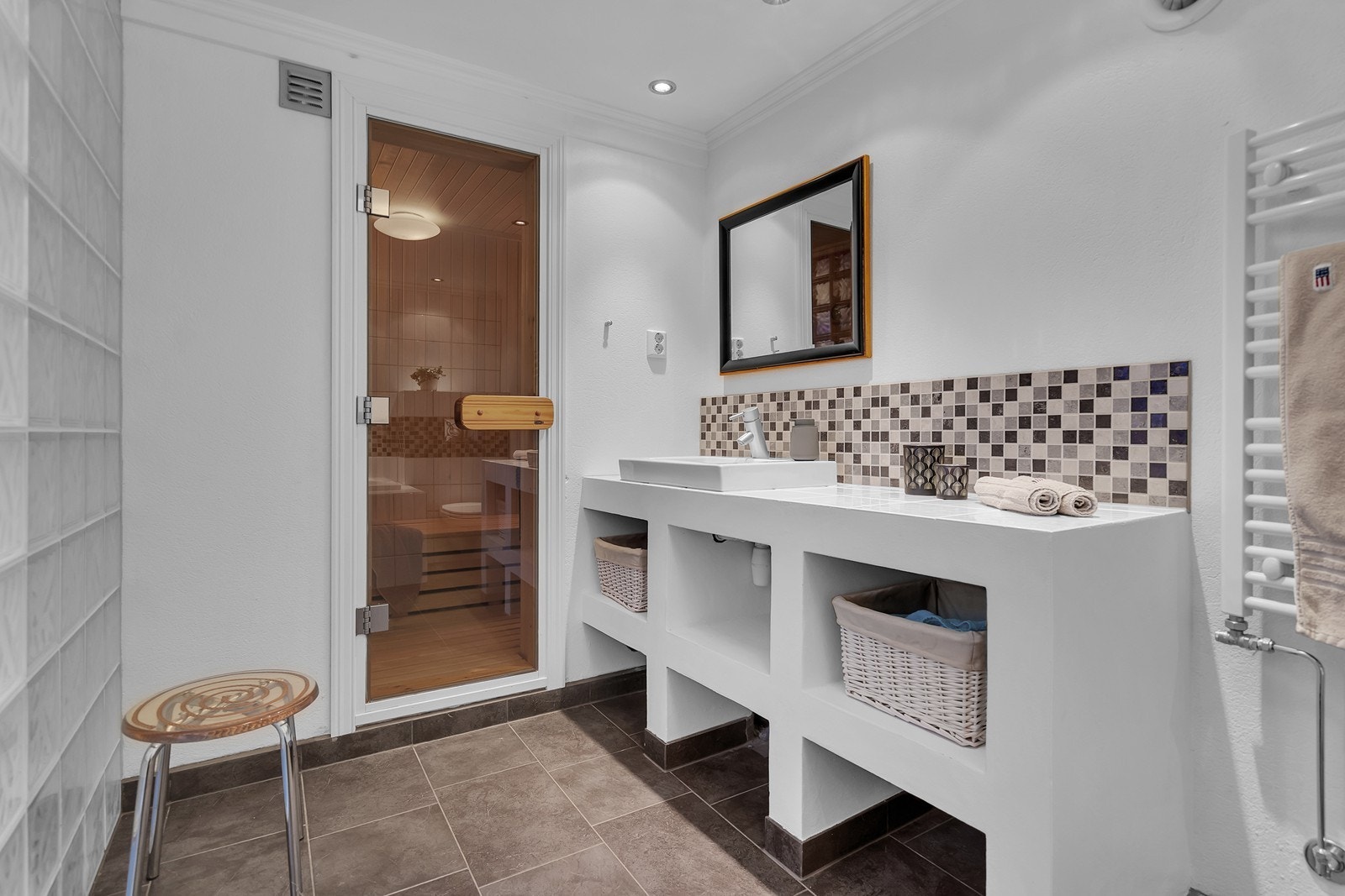 Bad med badstue Galleribilde