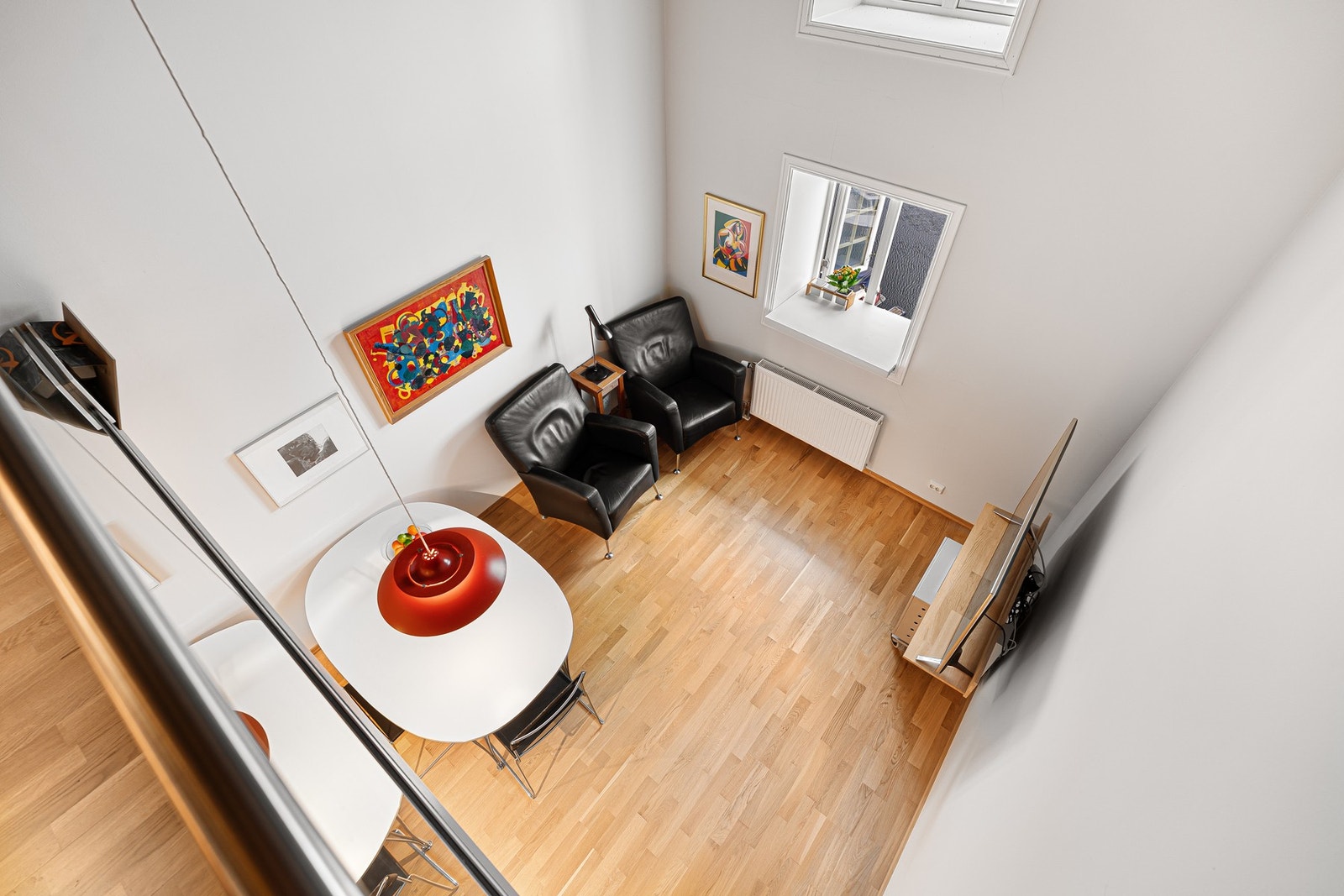 Oversiktsbilde. Galleribilde