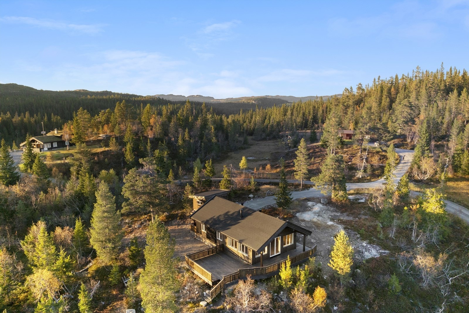 Et sted for minner året rundt, med skimuligheter om vinteren og flotte turstier om sommeren. Galleribilde