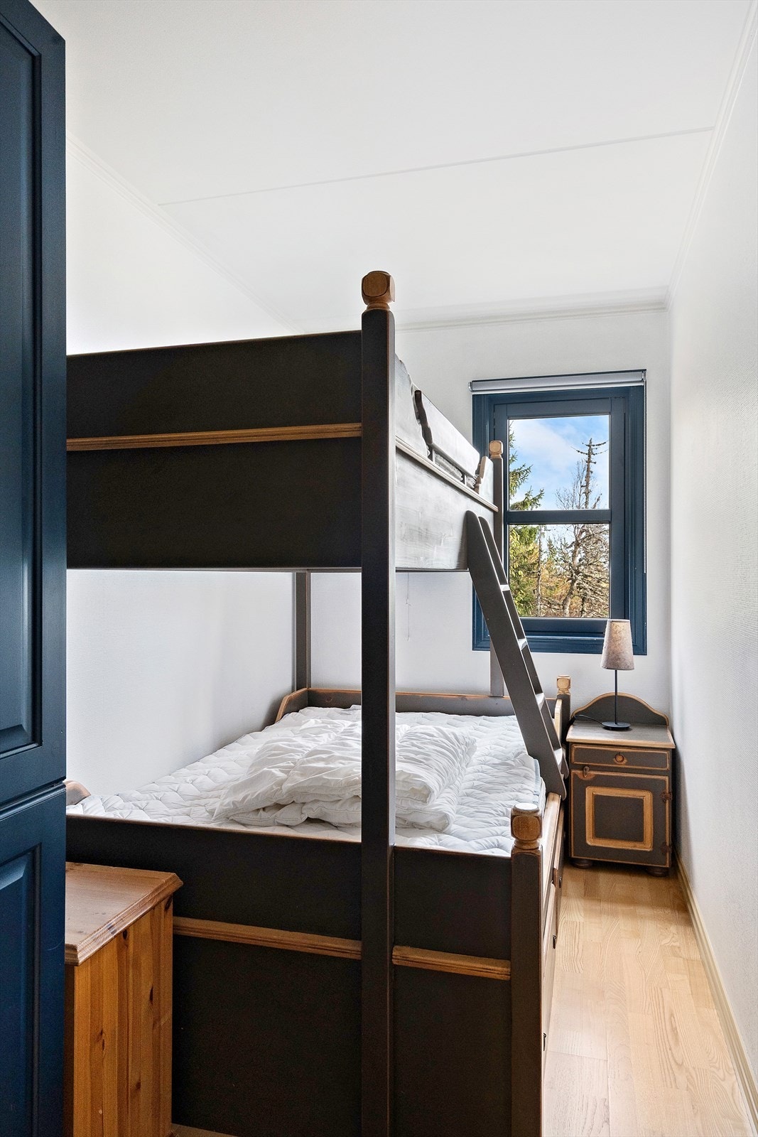 Ekstra soverom som passer fint til barn, gjester eller kontor, fleksibelt og praktisk. Galleribilde