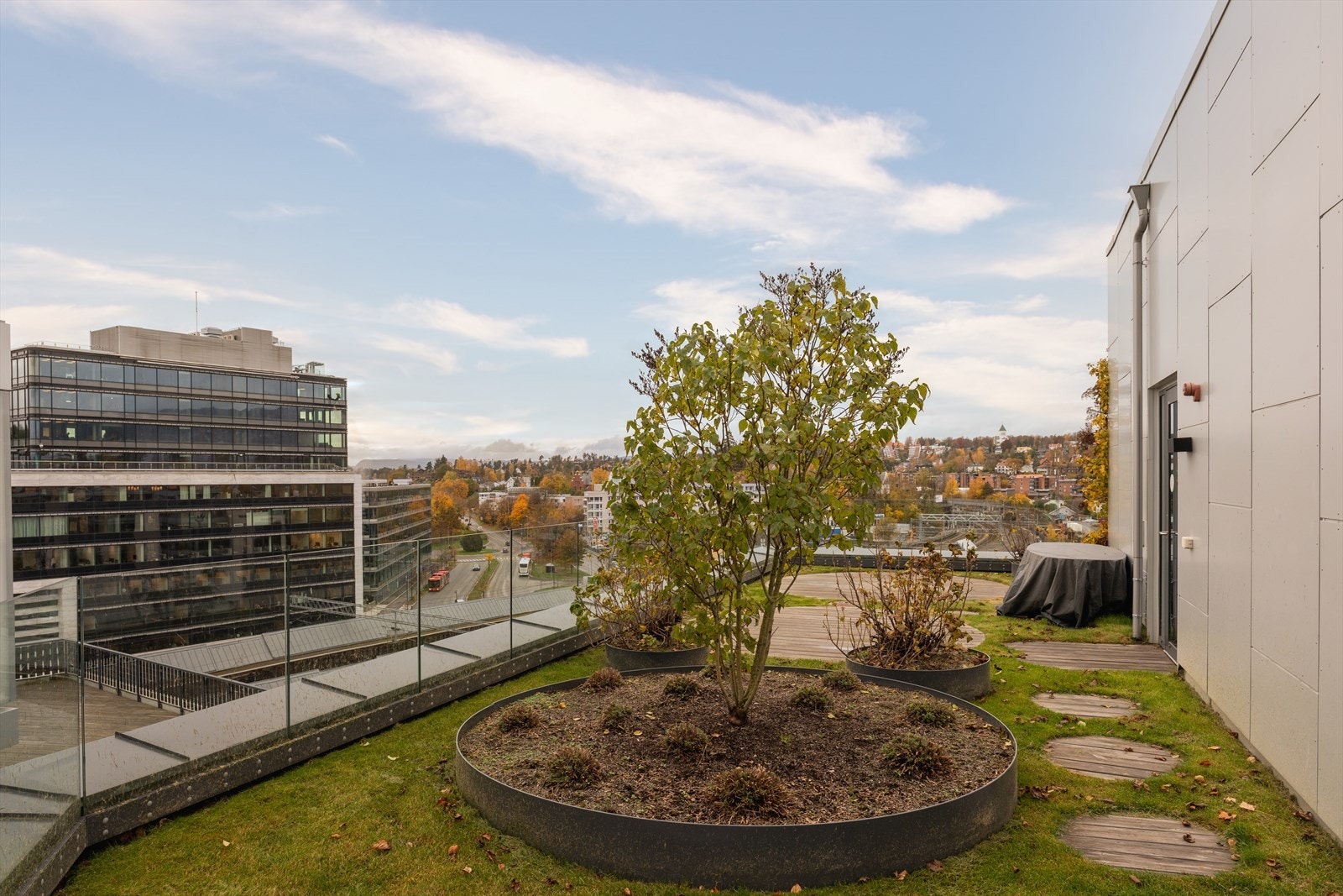 Flott utsikt fra felles takterrasse Galleribilde