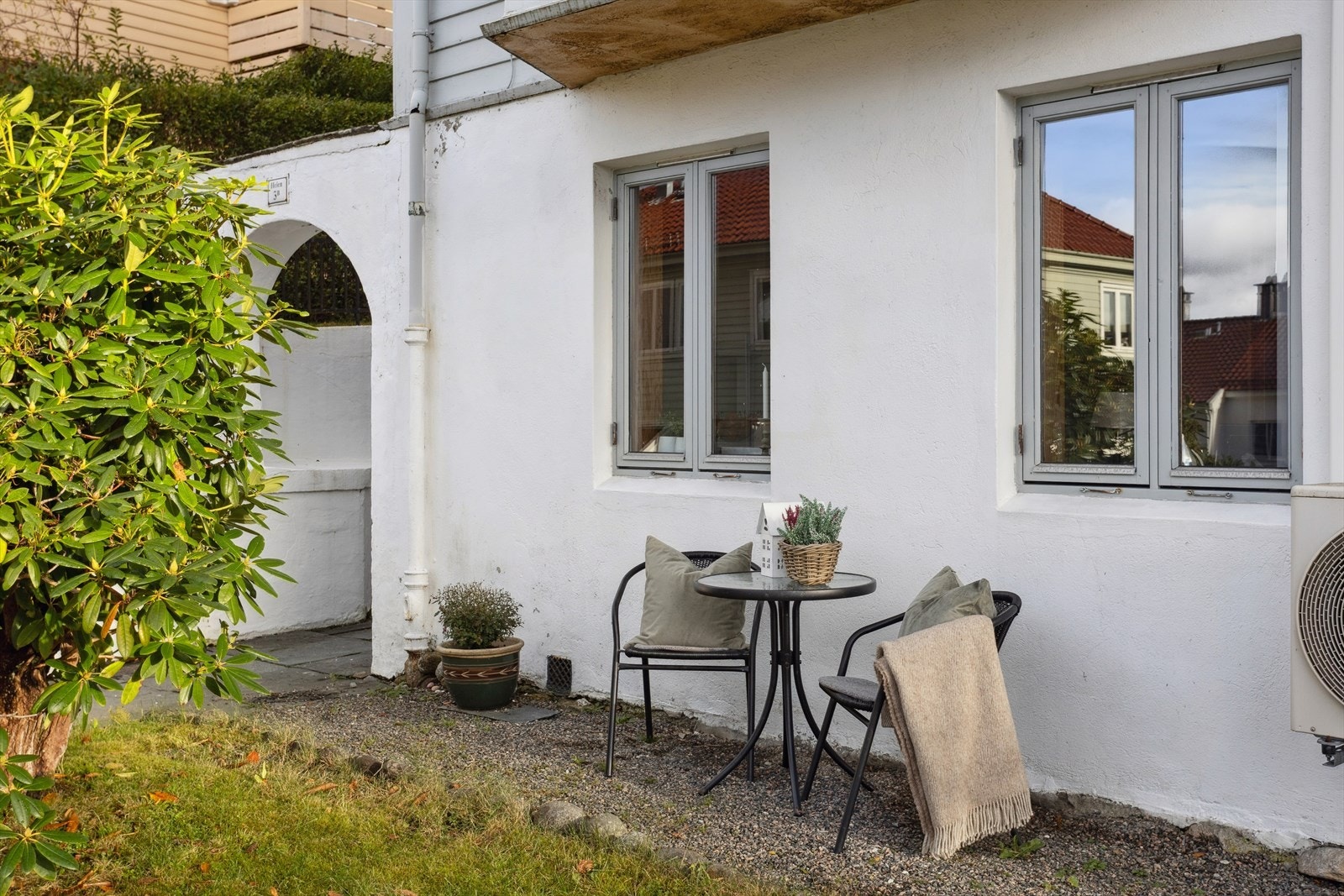 Felles inngangsområde med god plass. Galleribilde