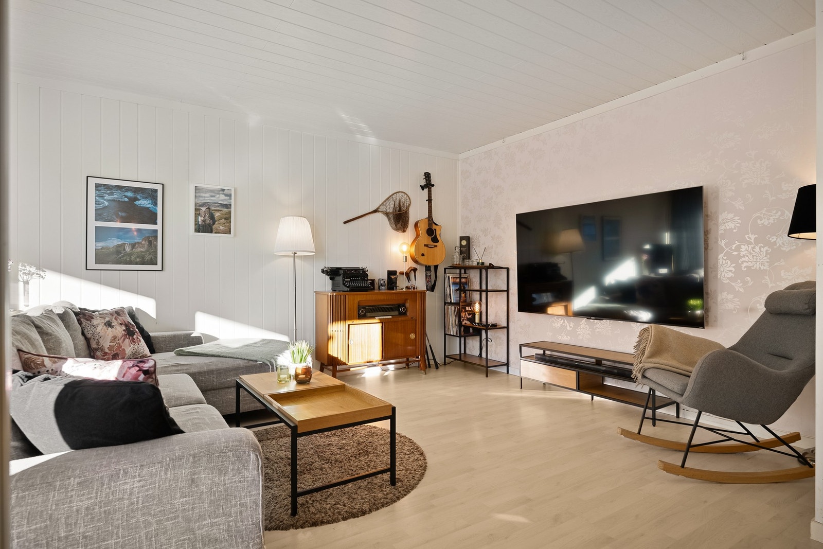 Stuedelen har flere, fine møbleringsmuligheter Galleribilde