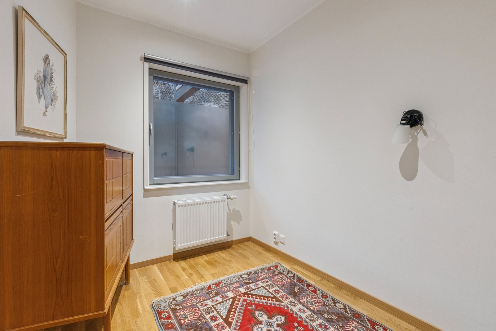 Soverommet ligger i bakkant mot svalgangen. Galleribilde