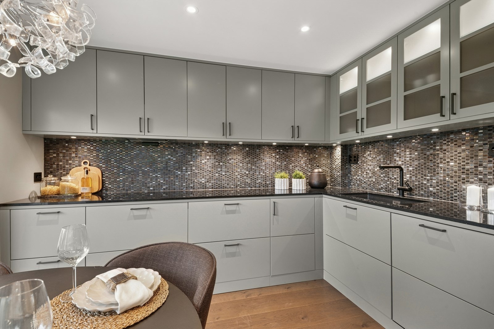 Leiligheten ble totalrenovert og designet av Unilon i 2019. Galleribilde