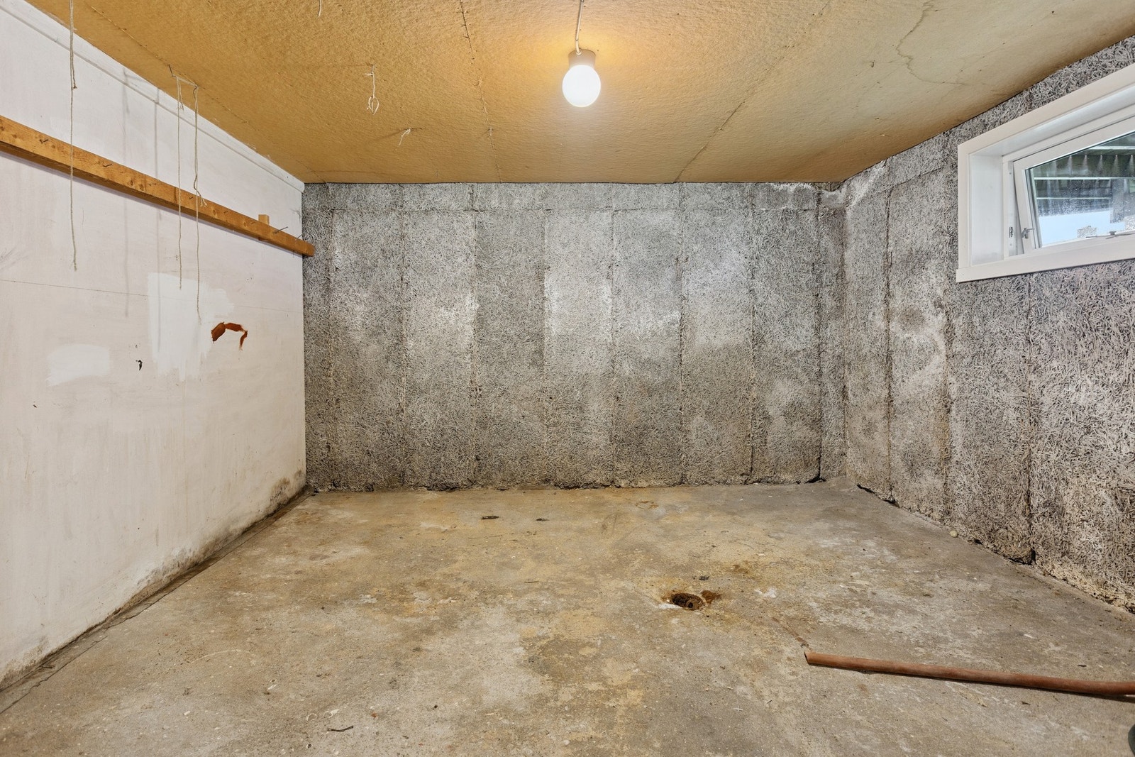 Annet og kjeller Galleribilde