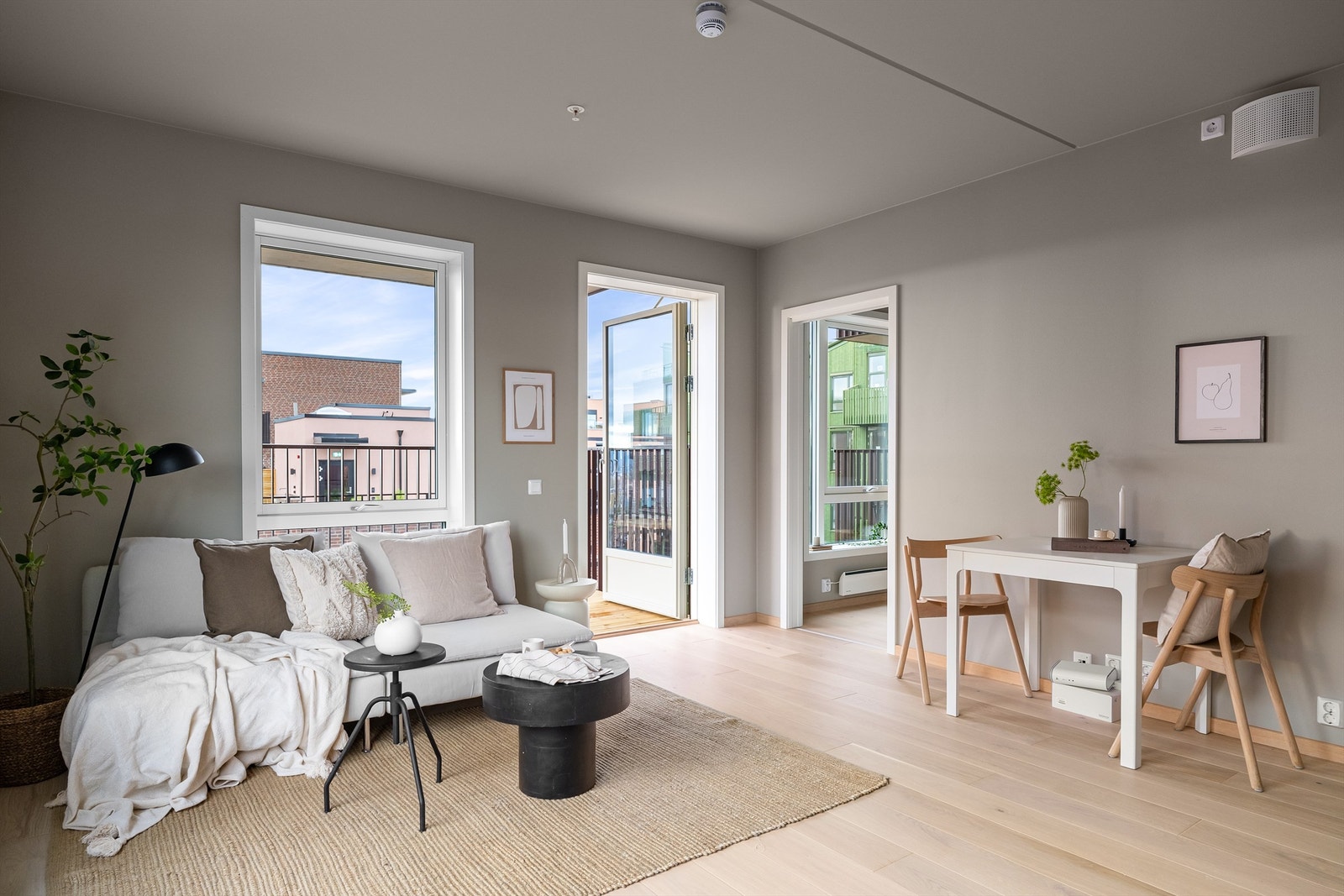 Boligen er nyoppført og overlevert fra utbygger den 23/10-25. Her har ingen bodd før deg, og du kan flytte rett inn. Galleribilde