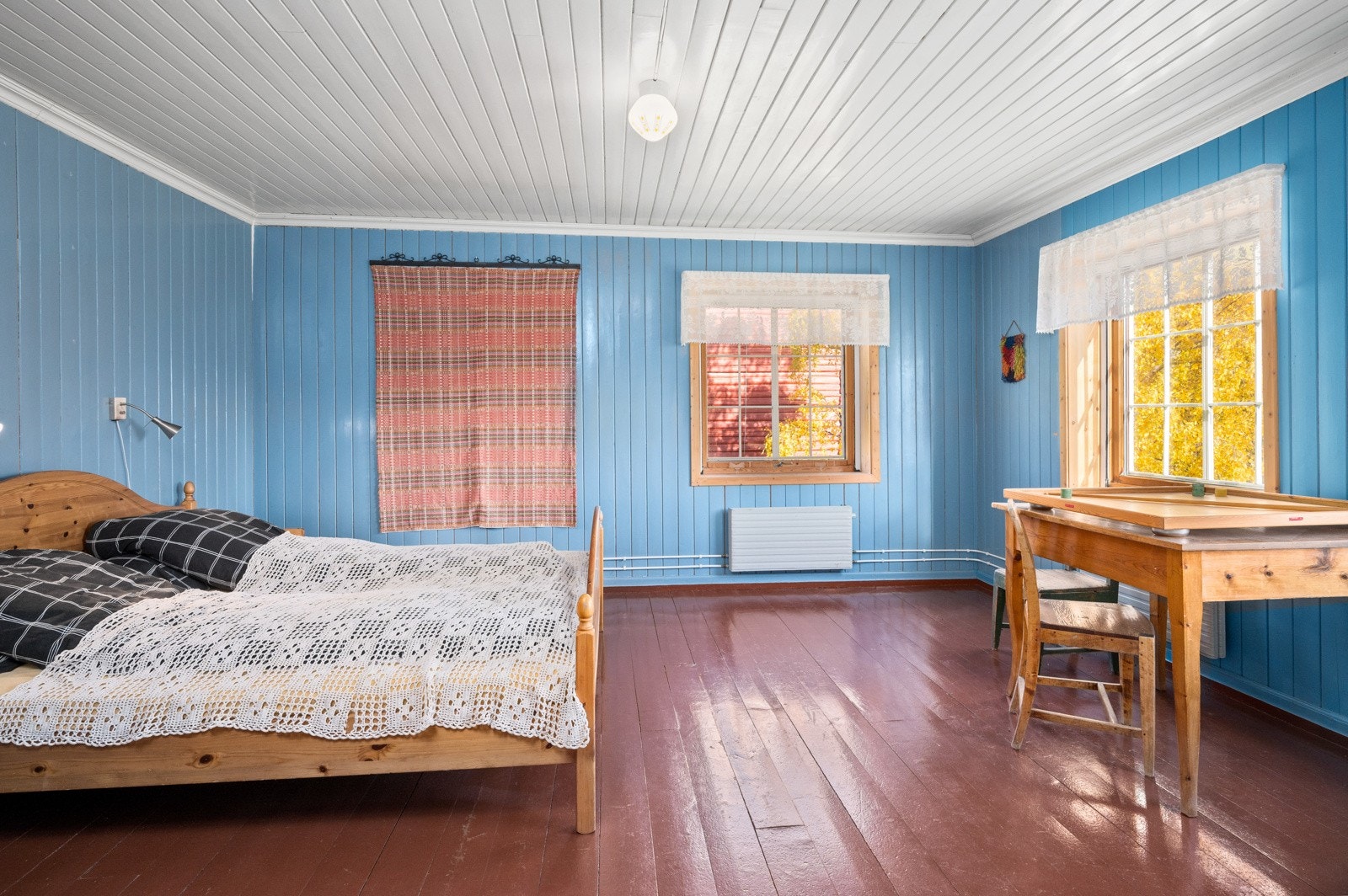 Våningshuset har fem soverom, alle i andre etasje. Galleribilde