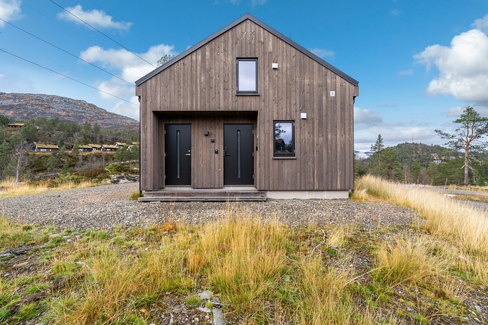 Hytte Mist 66 Tomt T2.6 Langedalsåsen fasade bakside med inngangsparti Galleribilde