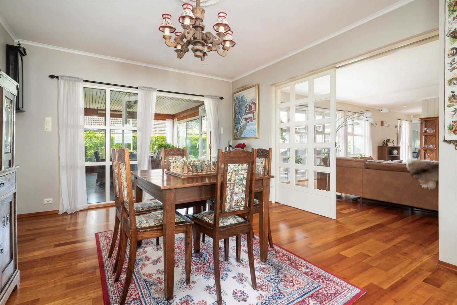 Spisestuen har også god plass for møblering. Galleribilde