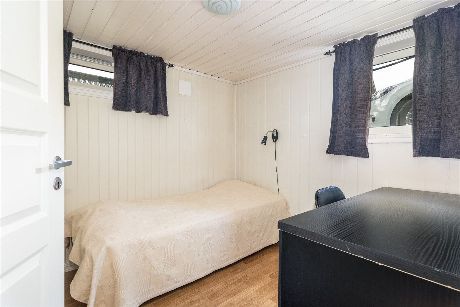 Soverom i kjeller. Galleribilde