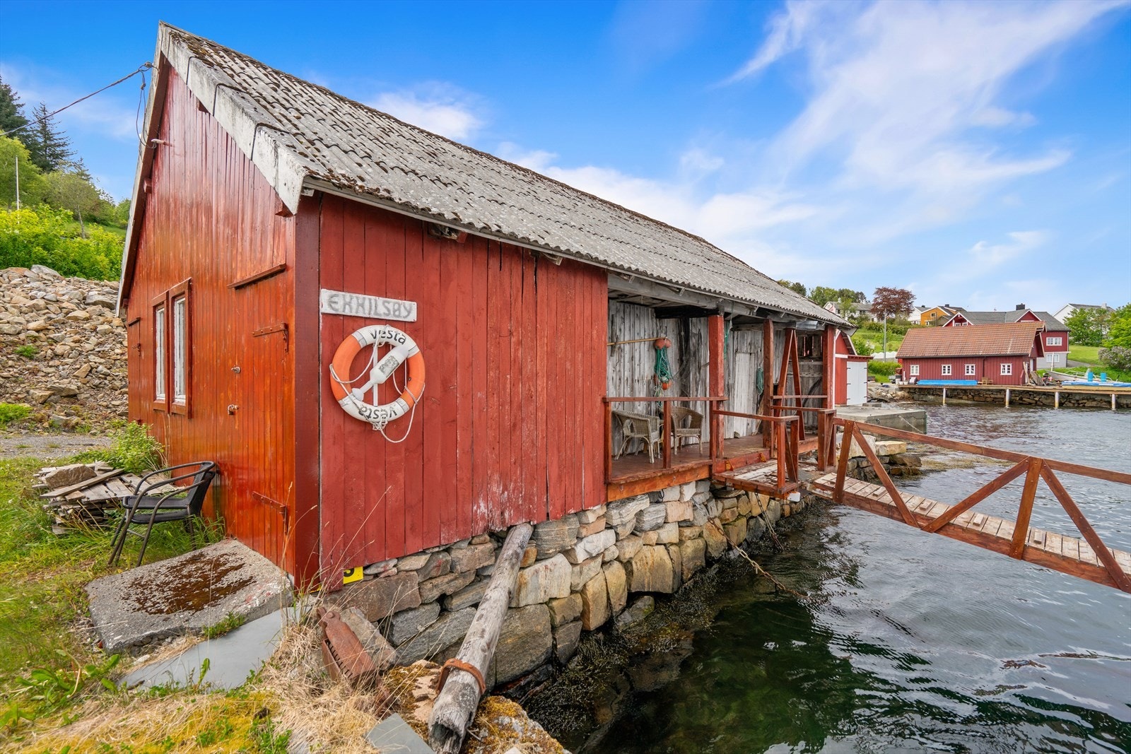 Fasade naust Galleribilde