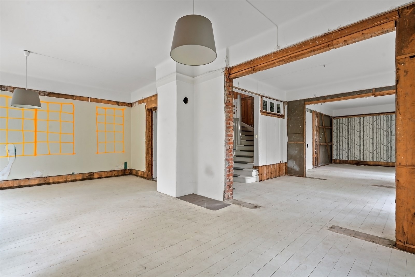 Stor og romslig stue. Galleribilde