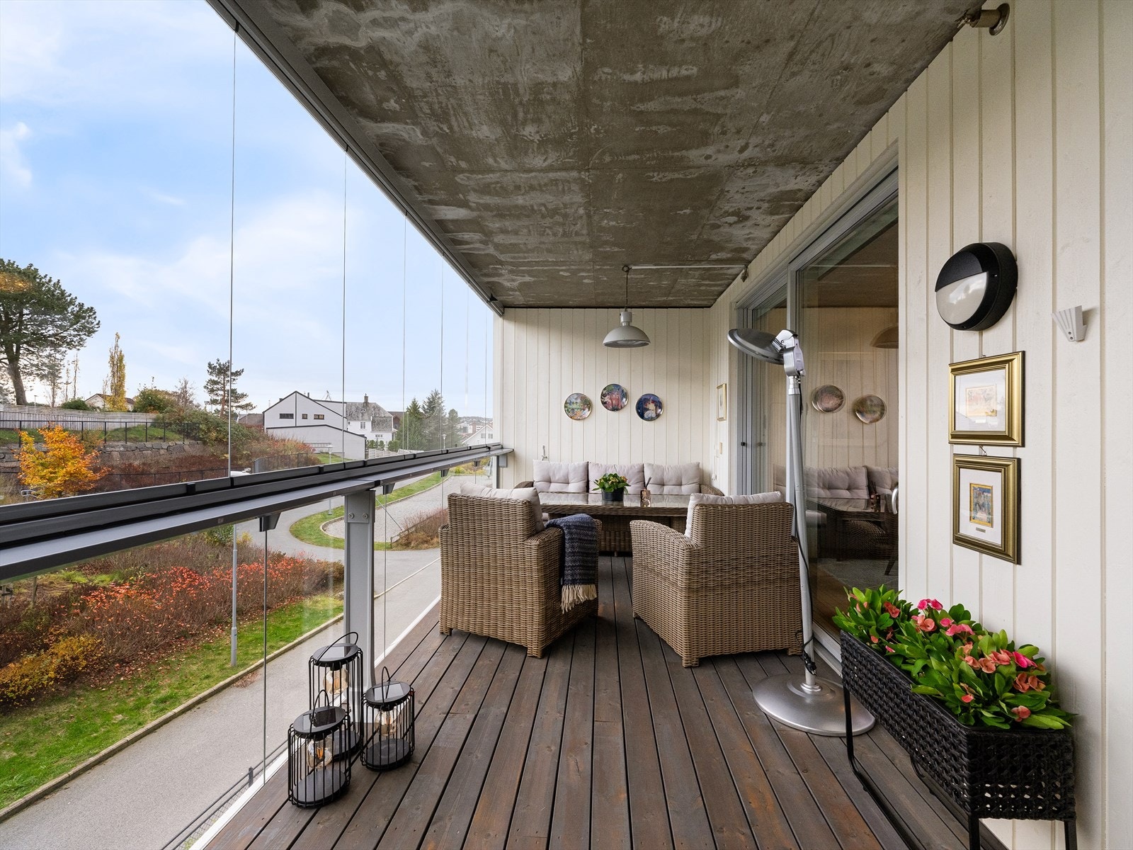 Innglasset balkong Galleribilde