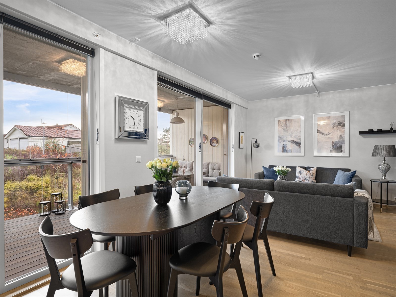 Åpen løsning mellom kjøkken og stue Galleribilde