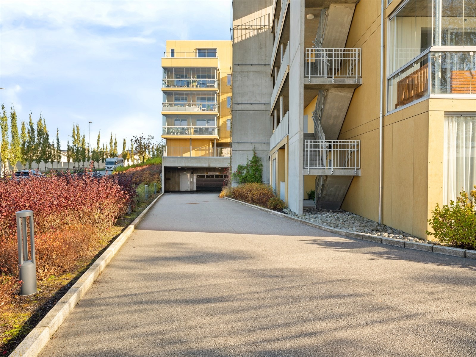 Adkomst til garasjeanlegg Galleribilde