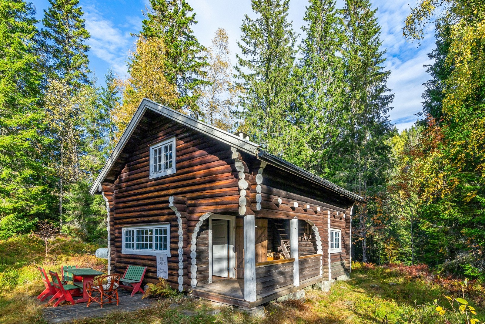 Velkommen til "Vindfjellstua" - en nasjonalromantisk hytte i fredfulle omgivelser! Galleribilde