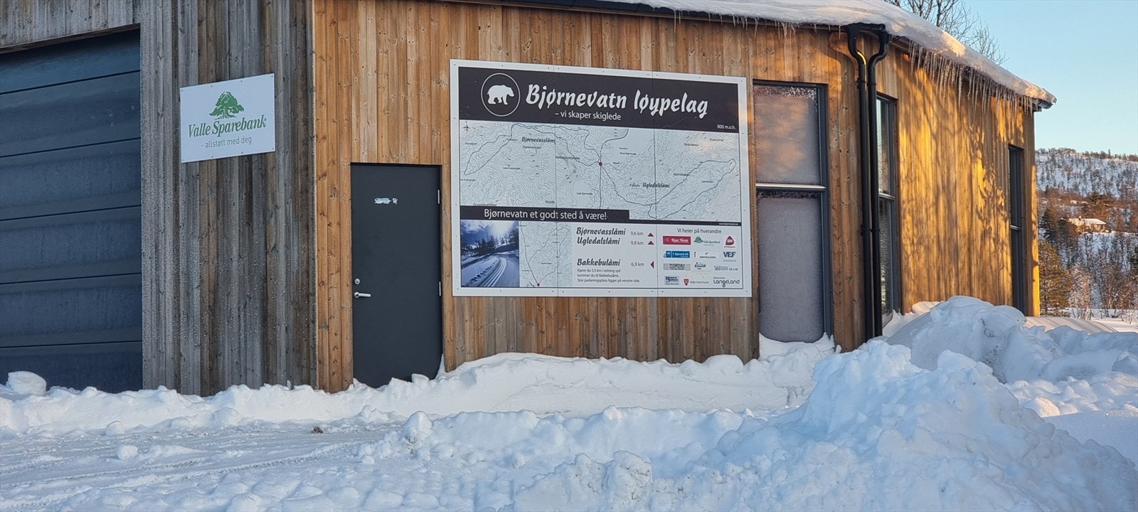 Skiløypene starter rett ved hytta Galleribilde