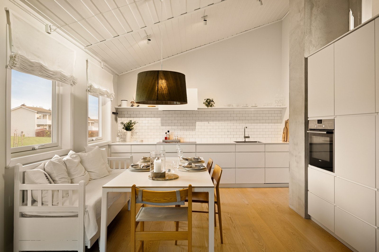 Kjøkkeninnredningen er fra Kvik og ble satt inn i 2018 Galleribilde