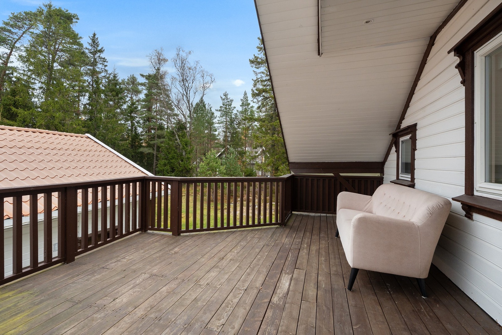 Veranda med utgang fra 2. etasje Galleribilde