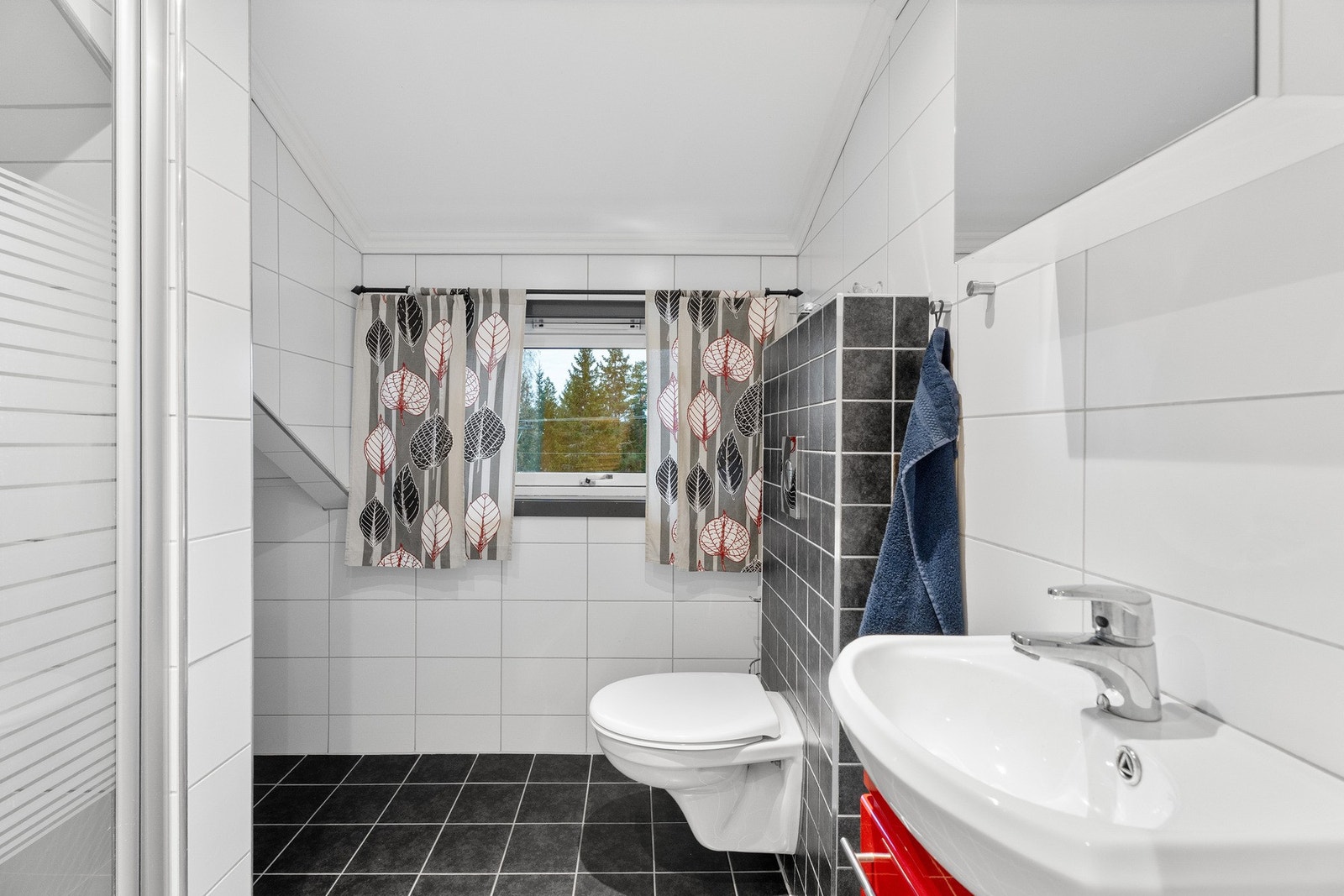 Bad 2. etasje Galleribilde