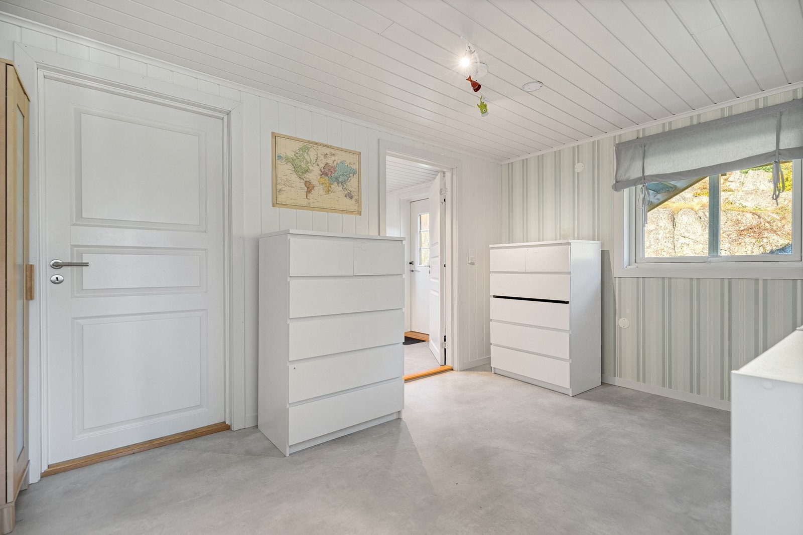 God plass til oppbevaringsmøblement Galleribilde