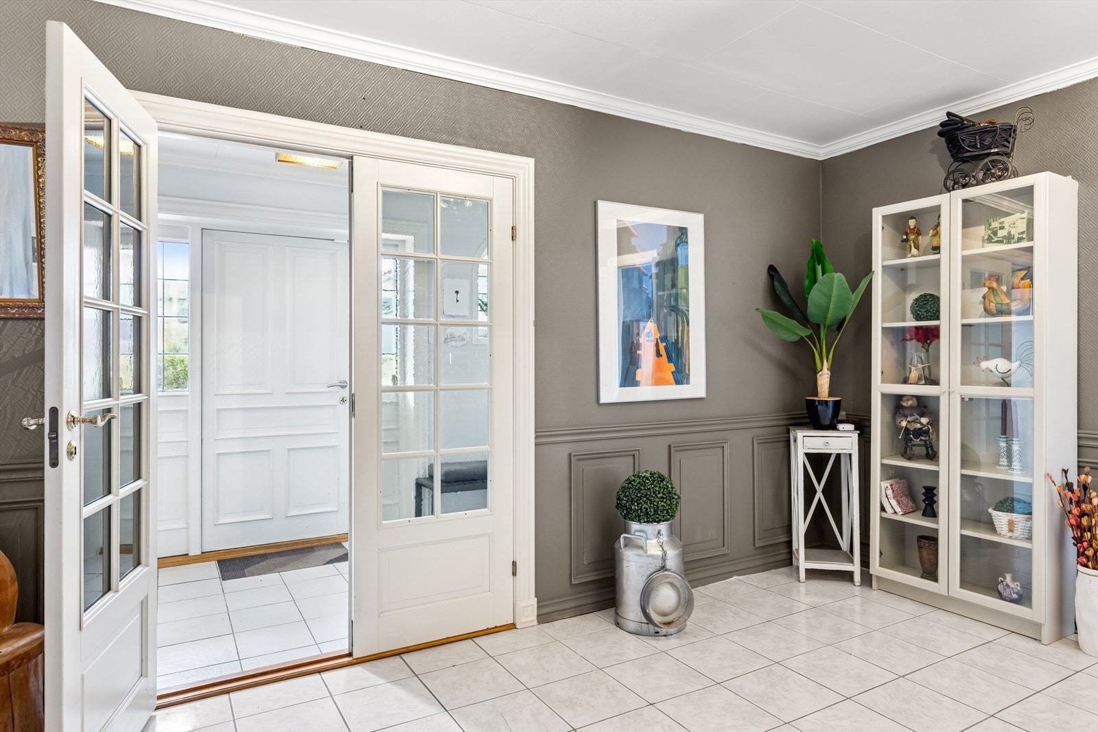 Vindfang, med toalettrom. Galleribilde