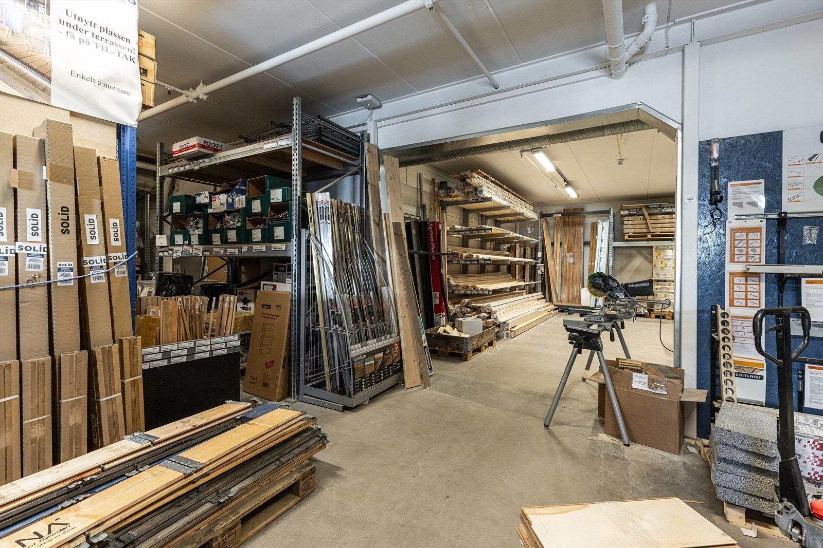 Lagerområde Galleribilde