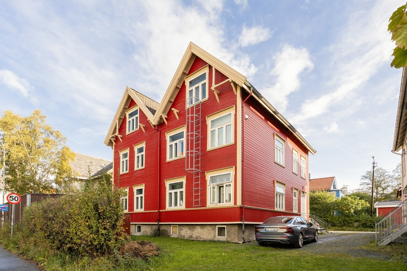 Fasade. Huset ble malt utvendig i 2022. Galleribilde