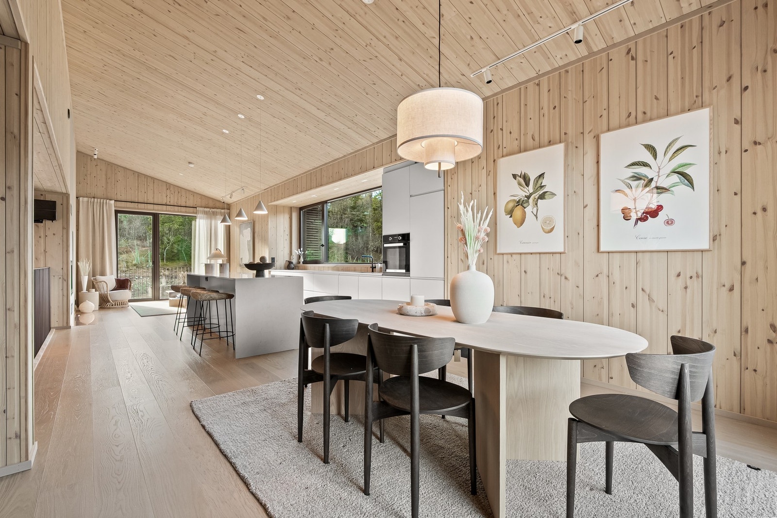 Nyoppført og innflyttingsklar fritidsbolig med ski inn/ut 950 moh. på Kvitfjell Vest. Galleribilde