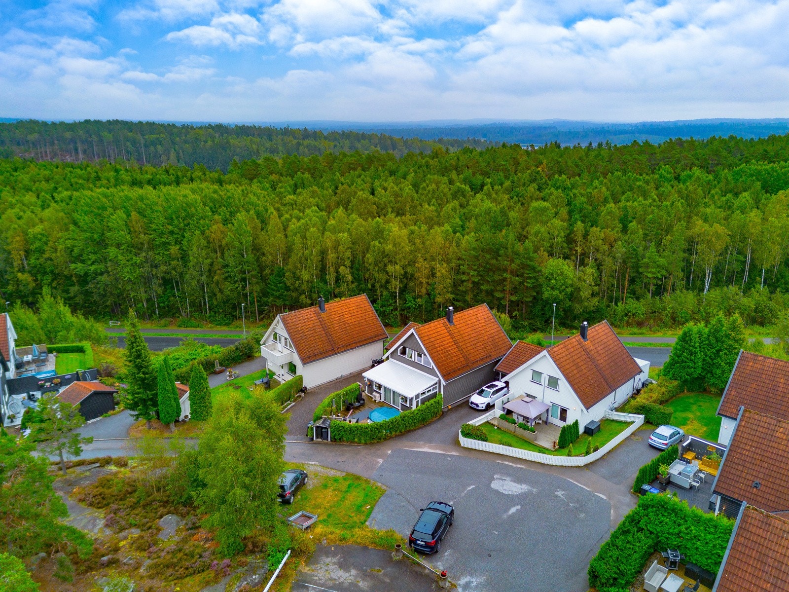 For de som er glad i å bruke marka finnes det er eldorado rett utenfor døra. Skjebergmarka er innholdsrikt og kan by på mange flotte turstier året rundt Galleribilde