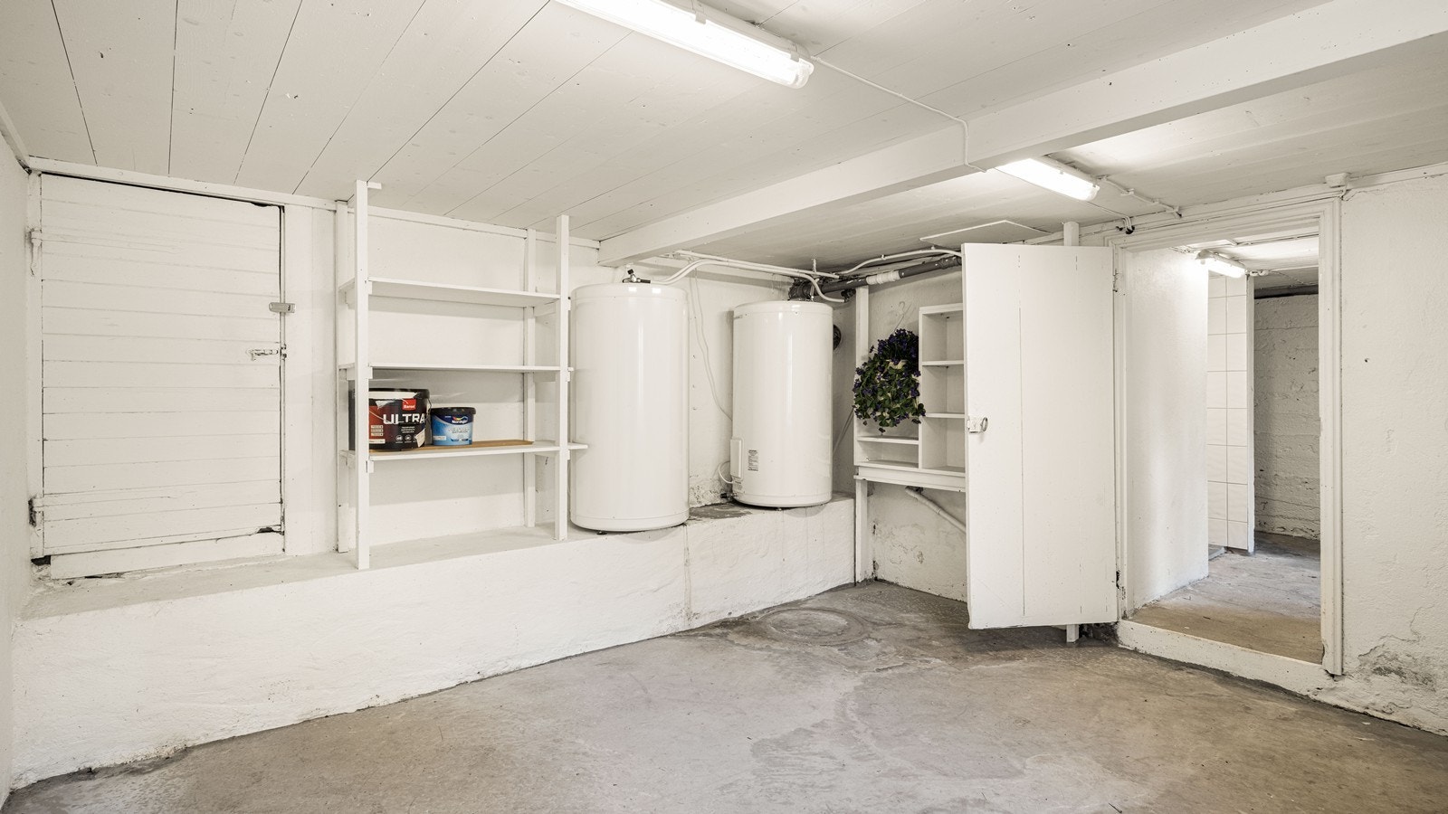 Her er varmtvannsberederne til begge leilighetene Galleribilde