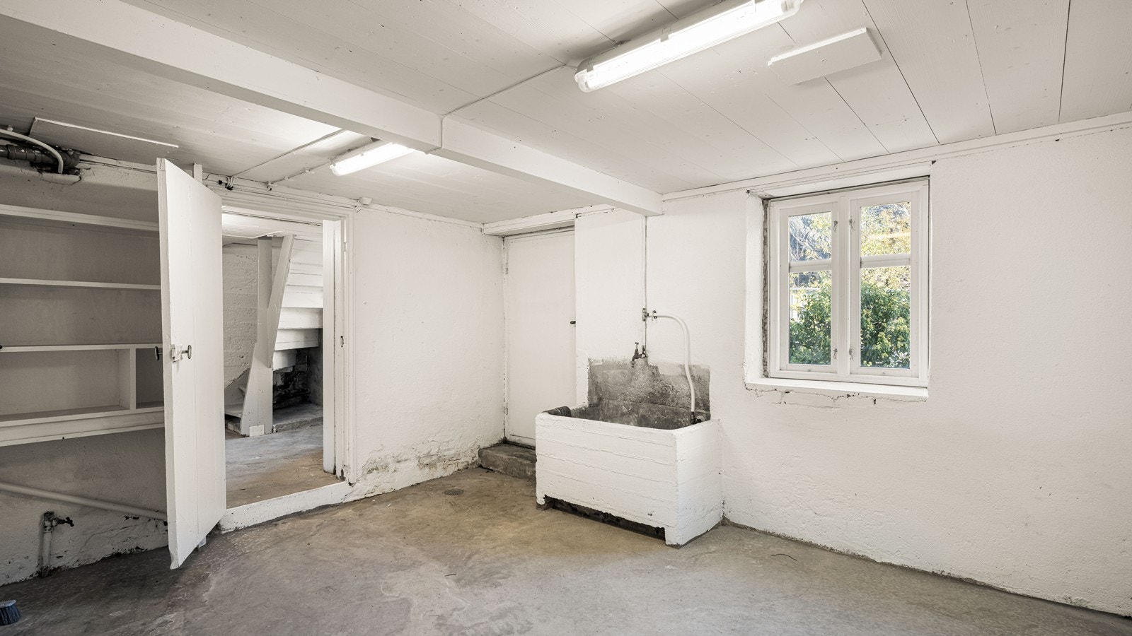 Bod i kjeller - kan benyttes av begge seksjoner Galleribilde