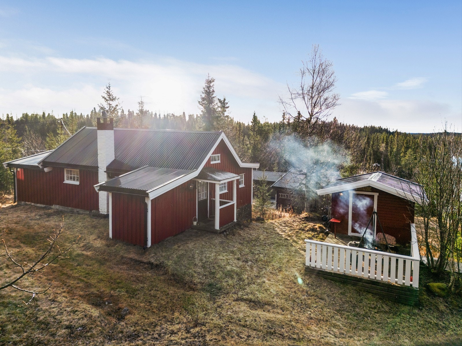 Det er bilvei helt frem, noe som gjør den lett tilgjengelig hele året Galleribilde