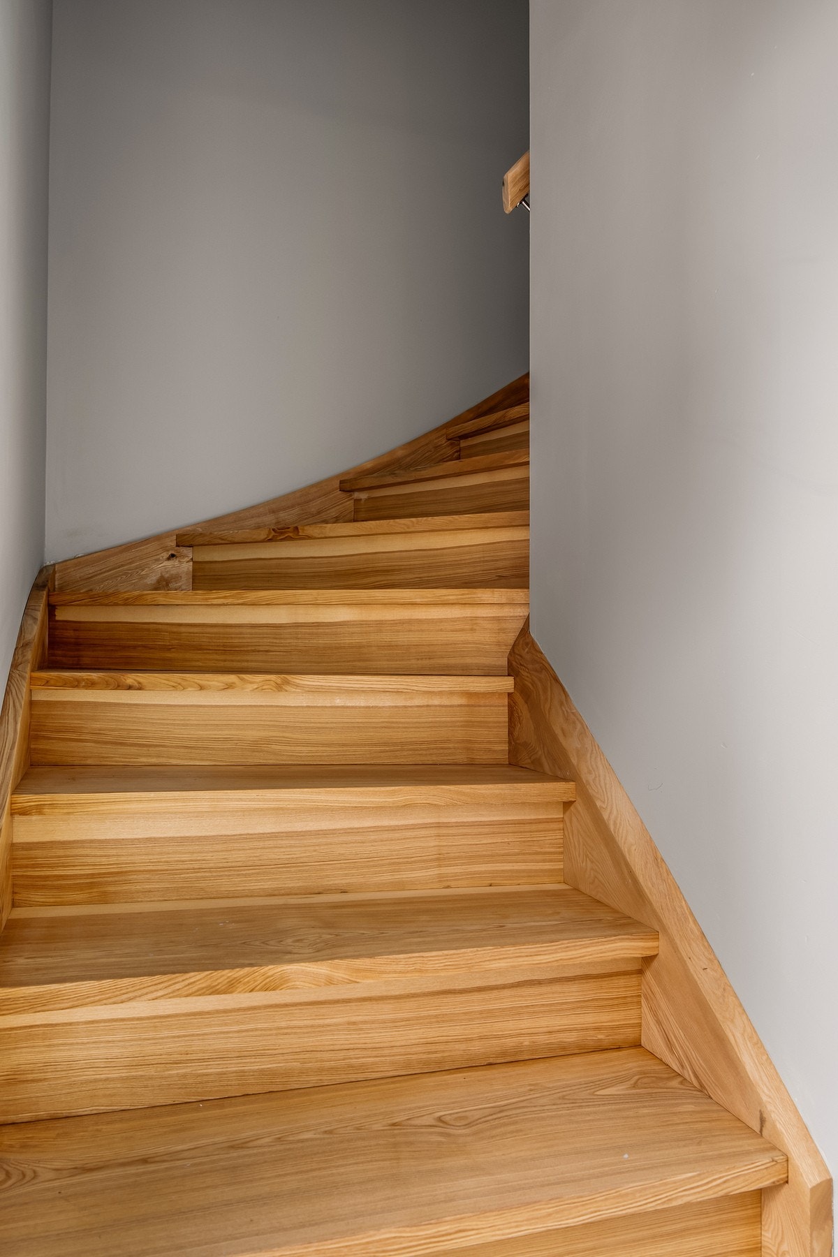 Trappen er håndlaget av eiers egne materialer. Galleribilde