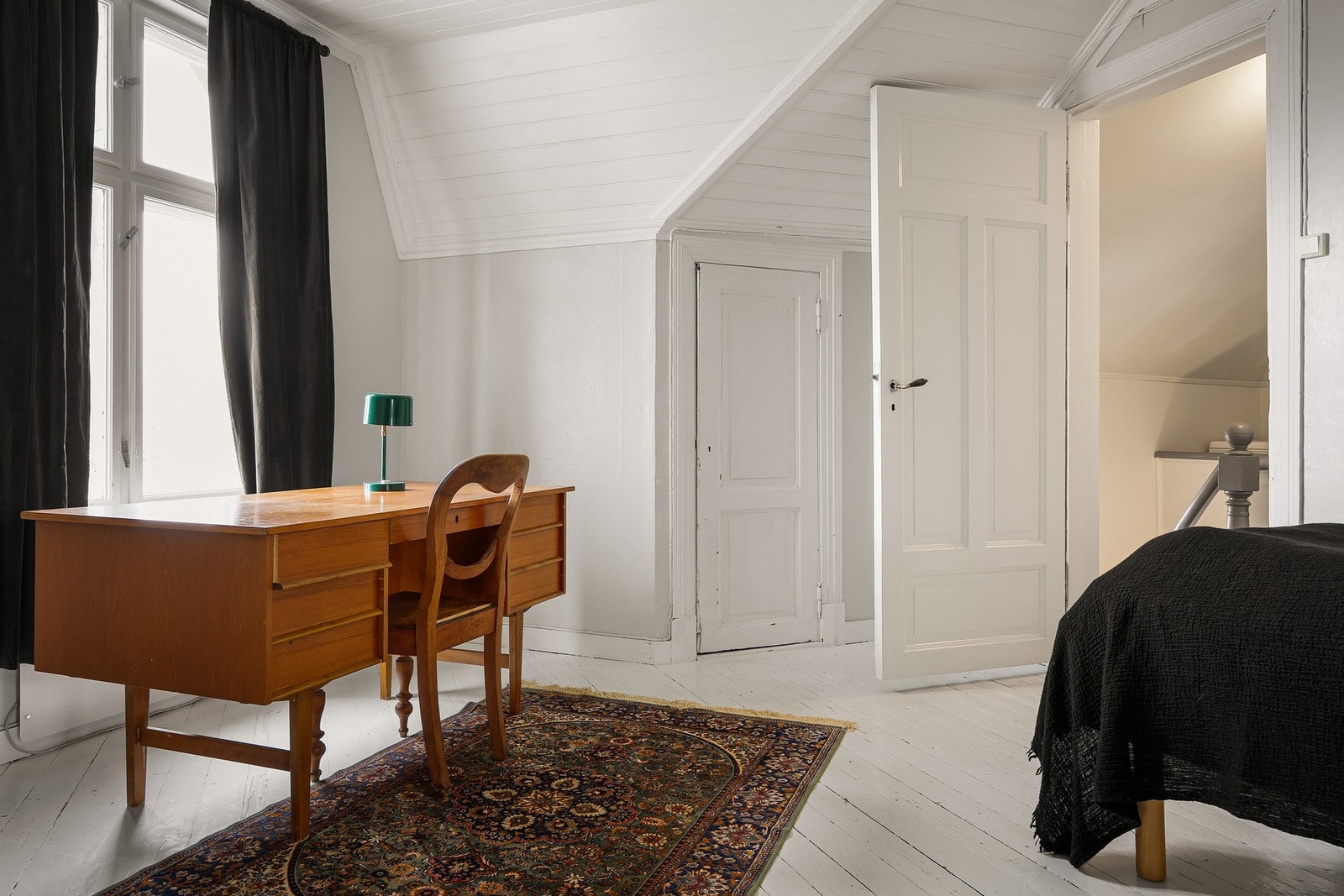 Ett av to soverom i andre etasje. Galleribilde