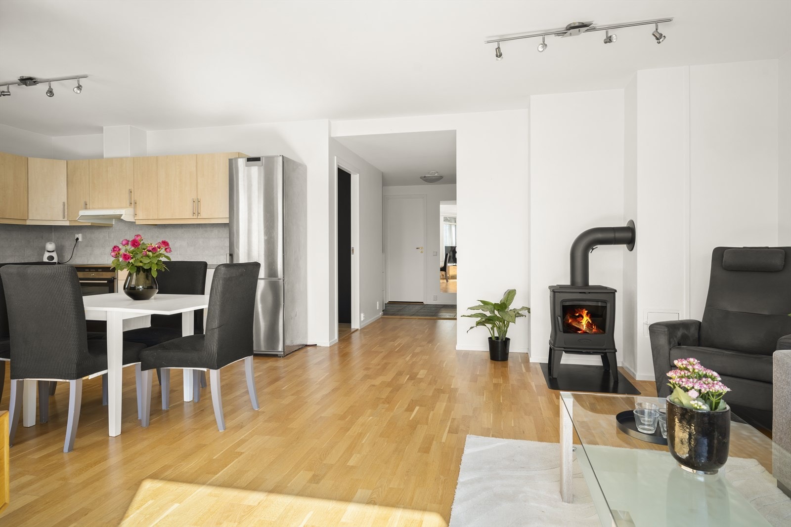 Vedovnen gir god og lun varme på kjøligere dager. Galleribilde