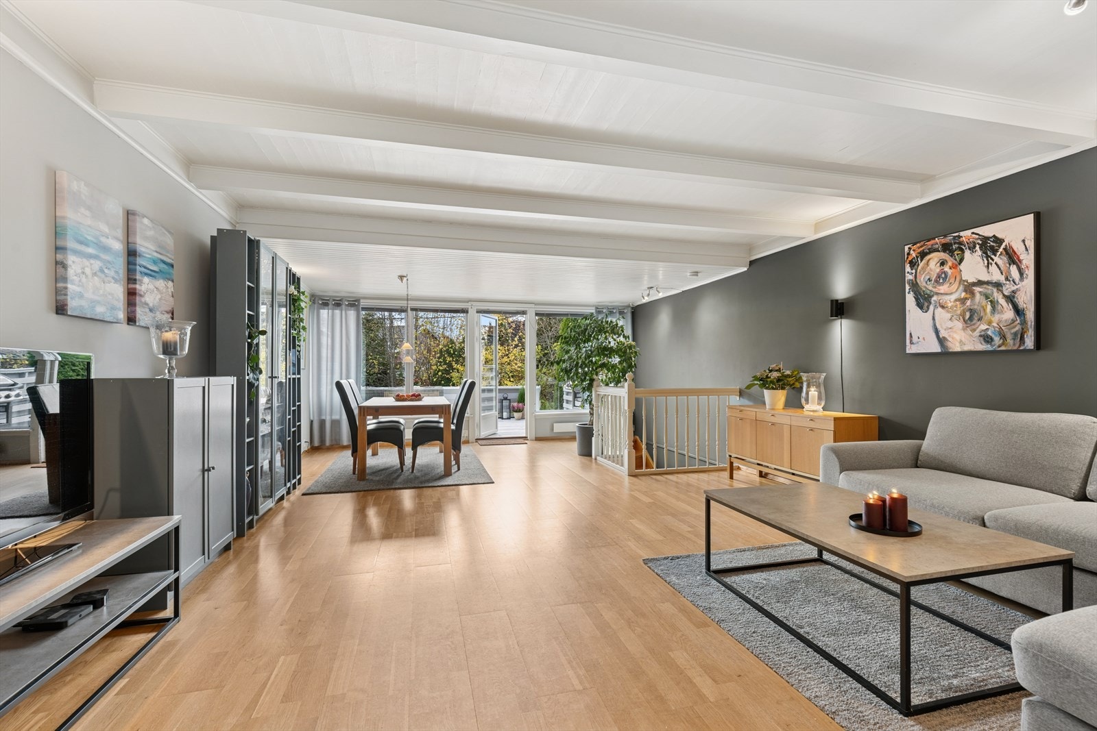 Velkommen til Nadderudveien 84H - Presentert av Andreas Bjerke Hansen i DNB Eiendom Bekkestua Galleribilde