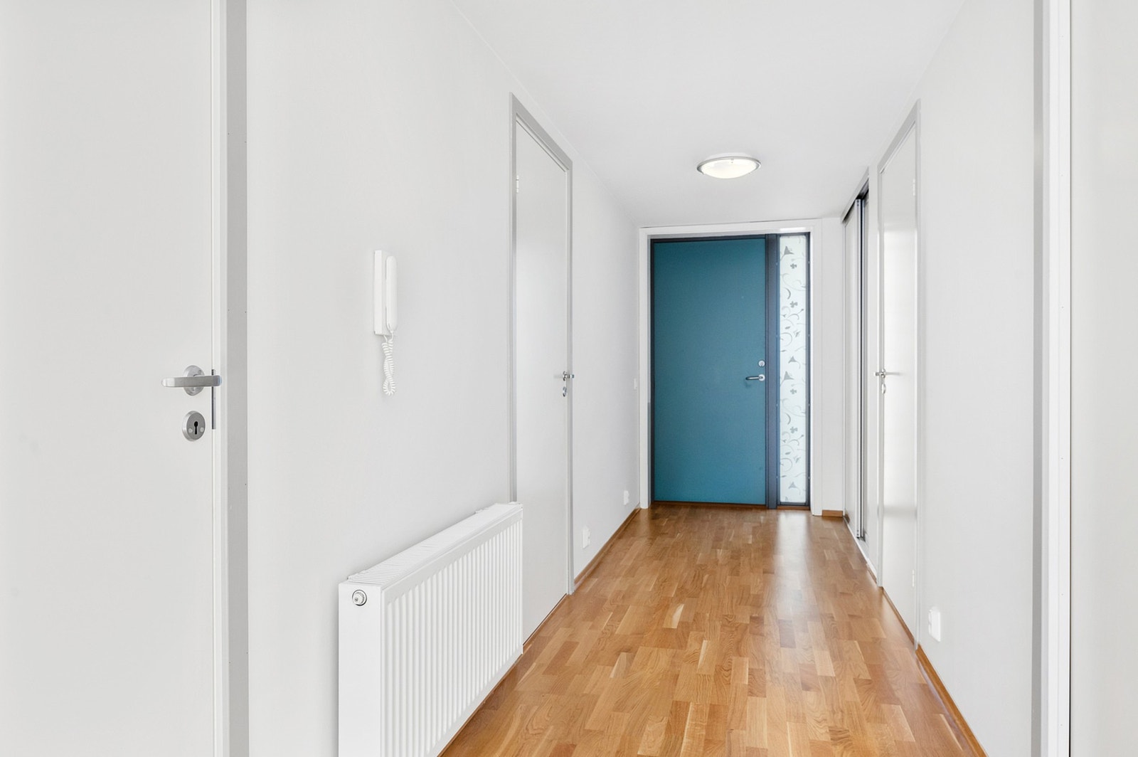 Romslig gang/entre på 9,5 kvm. Galleribilde