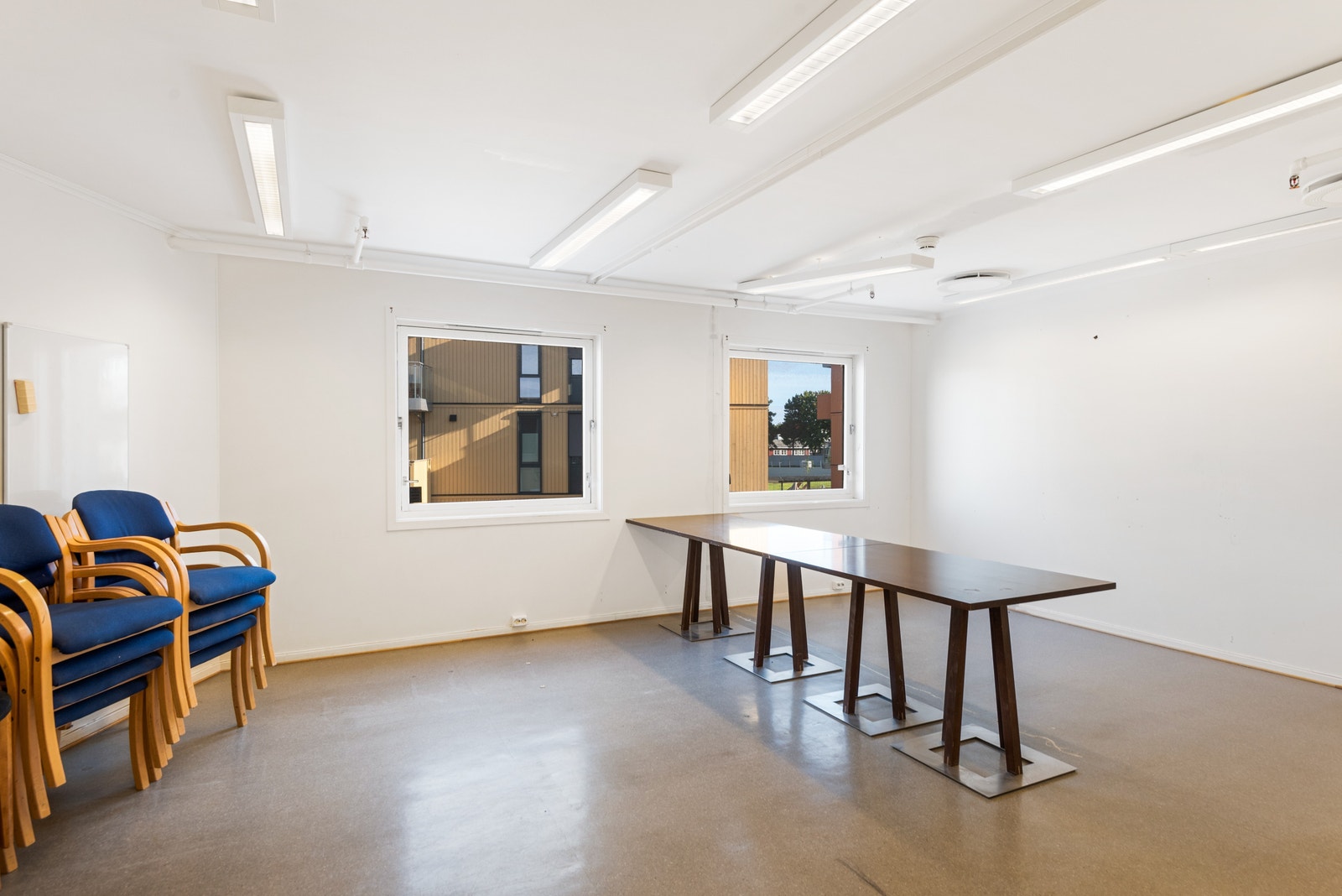 Kontorlokaler på mesaninetasje. Galleribilde