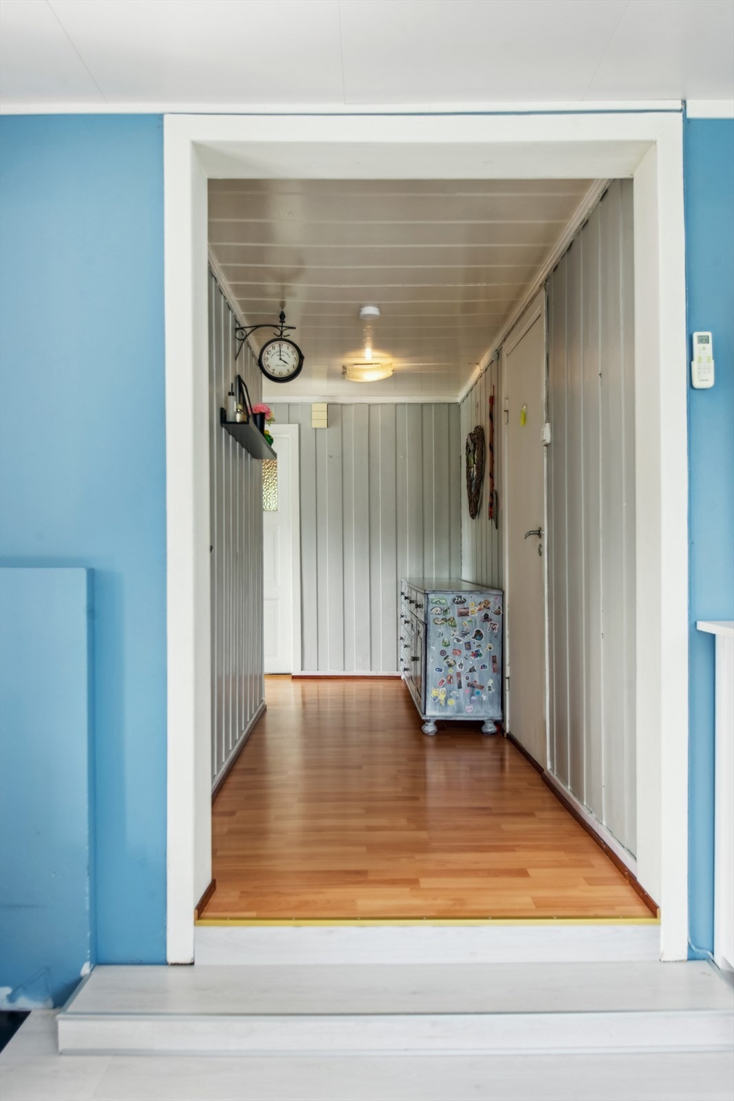 Kjelleren har to boder med god lagringsplass Galleribilde