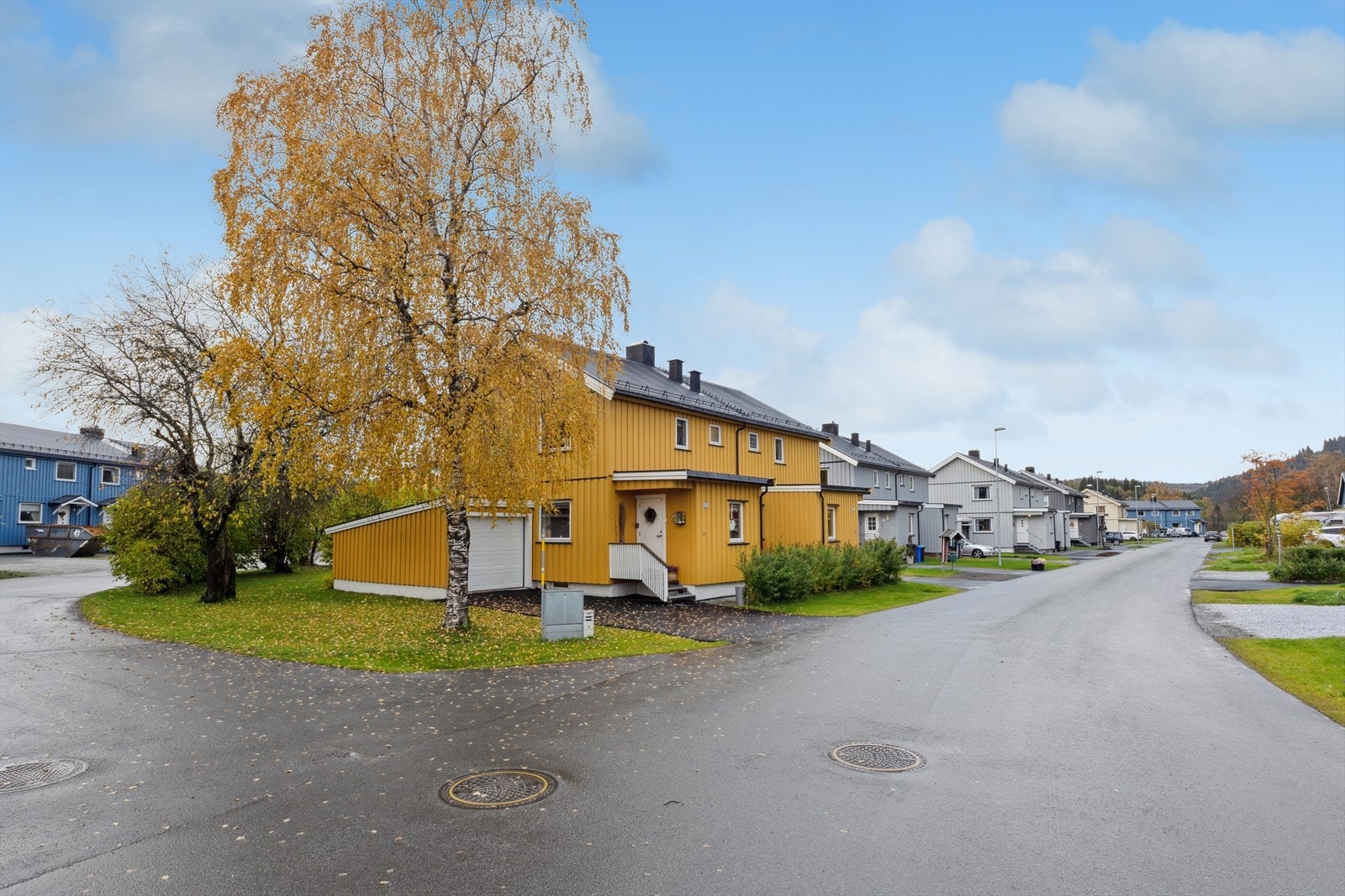 Boligen ligger flott til i et meget populær og barnevennlig område. Galleribilde