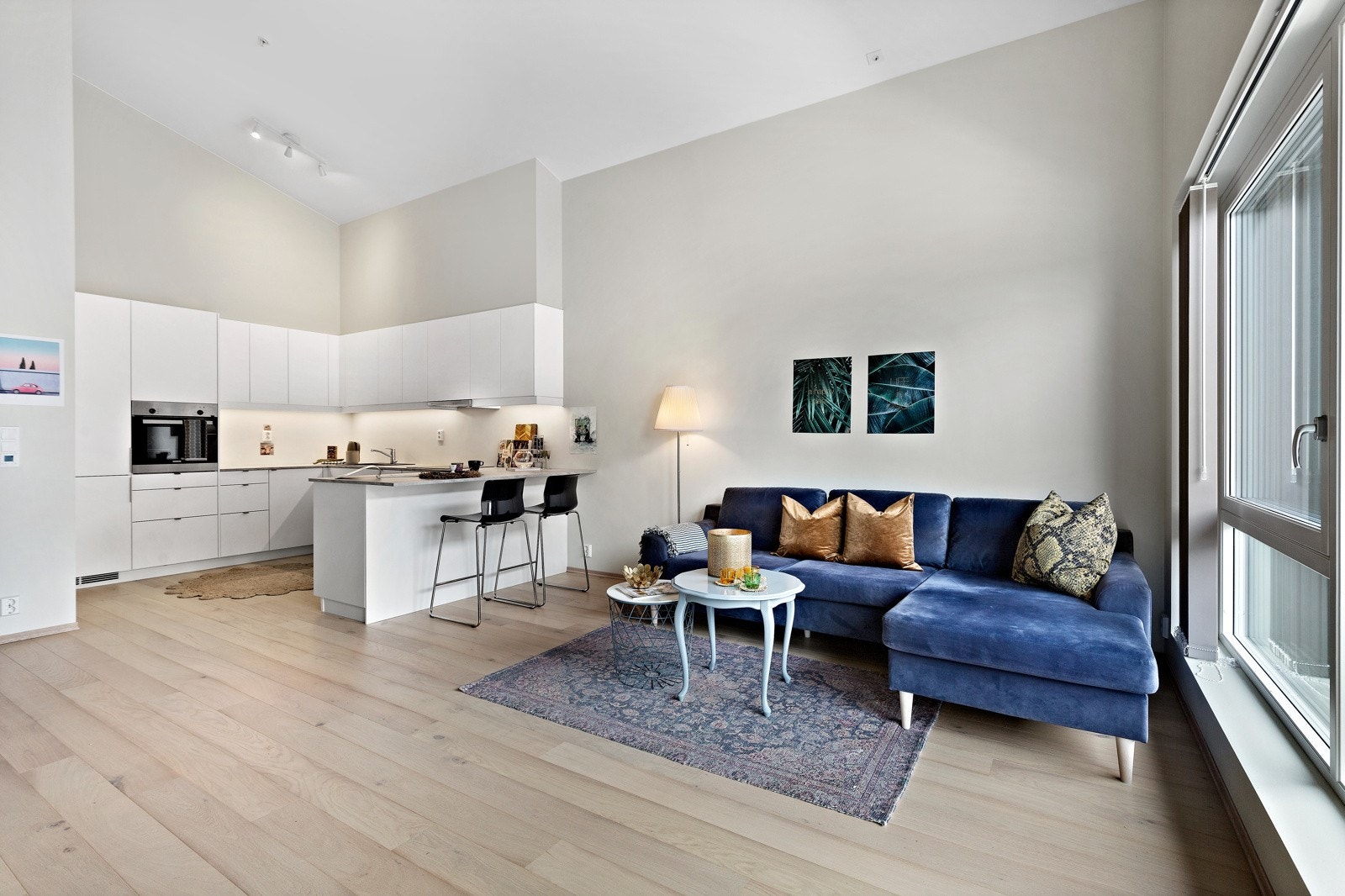 Her er det plass for både salong og spisebord Galleribilde