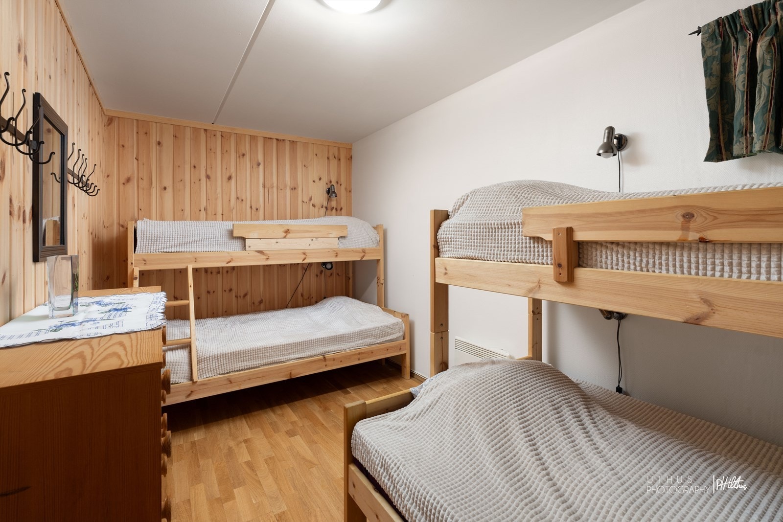 Disponibelt rom som benyttes som soverom (ikke godkjent rømmningsvei/dagslysflate). Galleribilde