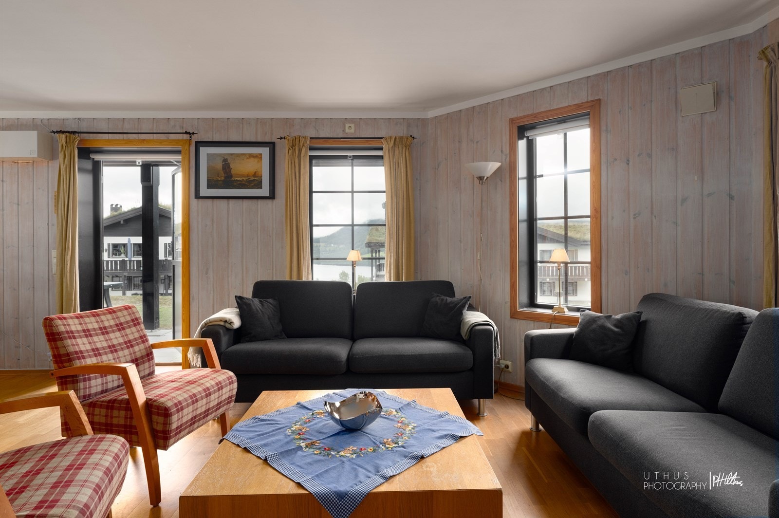 Direkte utgang til koselig markterrasse. Galleribilde