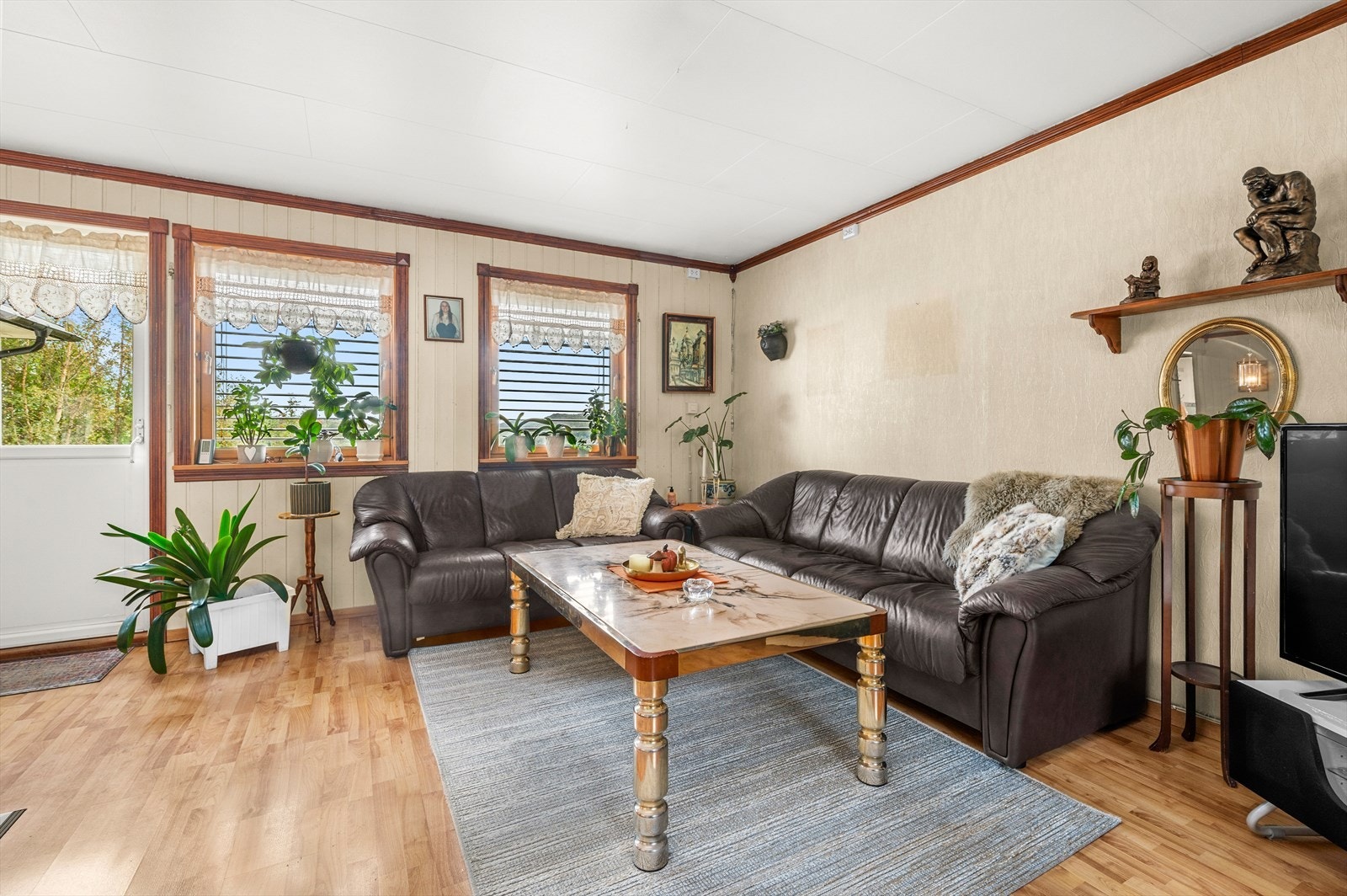 Her har man plass til flere naturlige møbleringssoner. Galleribilde