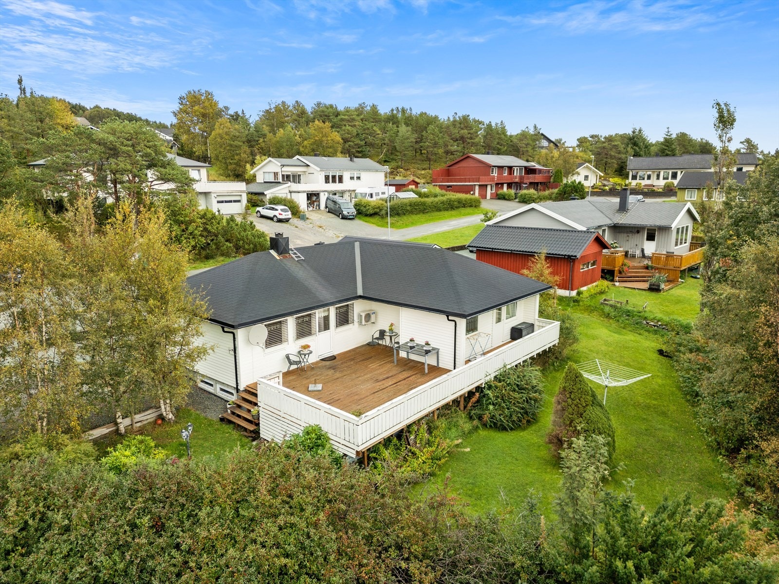 Her får du en enebolig på hele 228m² BRA, og hele 55m² terrasseareal. Galleribilde