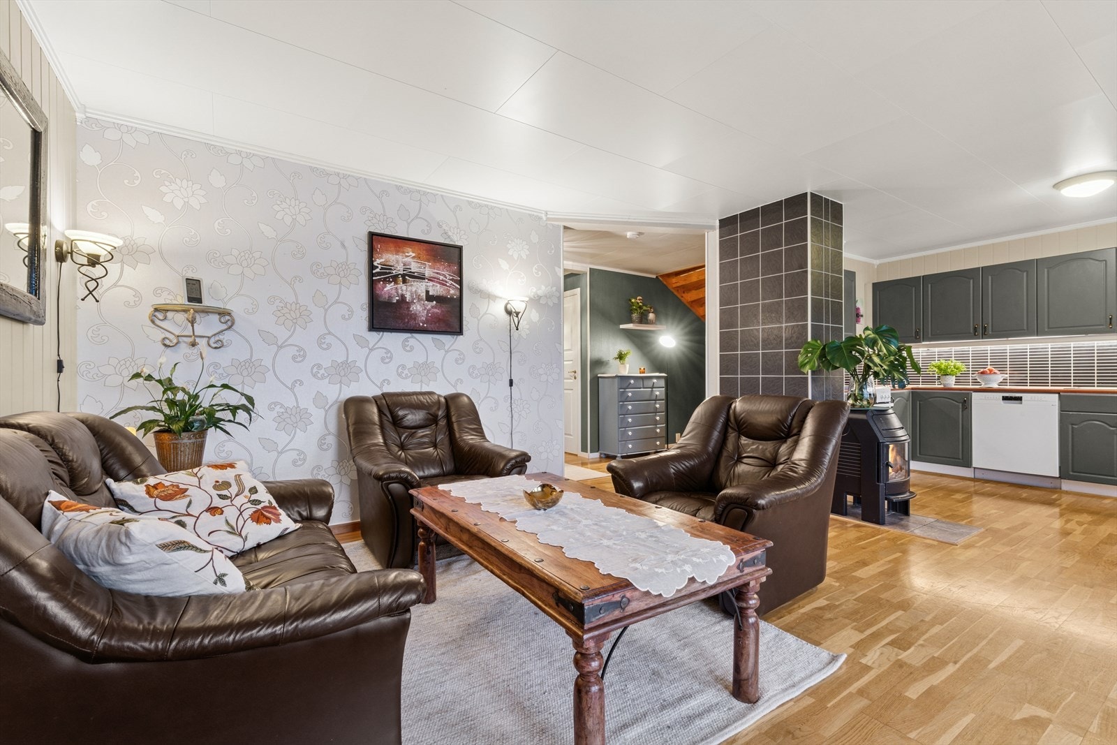 Vedovnen bidrar til å varme opp både rom og stemning. Galleribilde