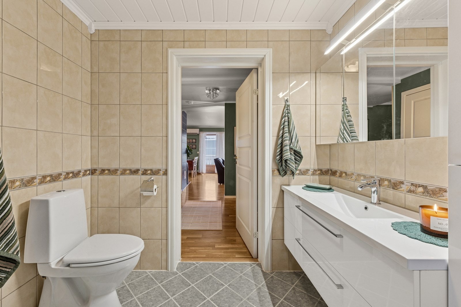 Det er etablert behagelige varmekabler i gulv. Galleribilde