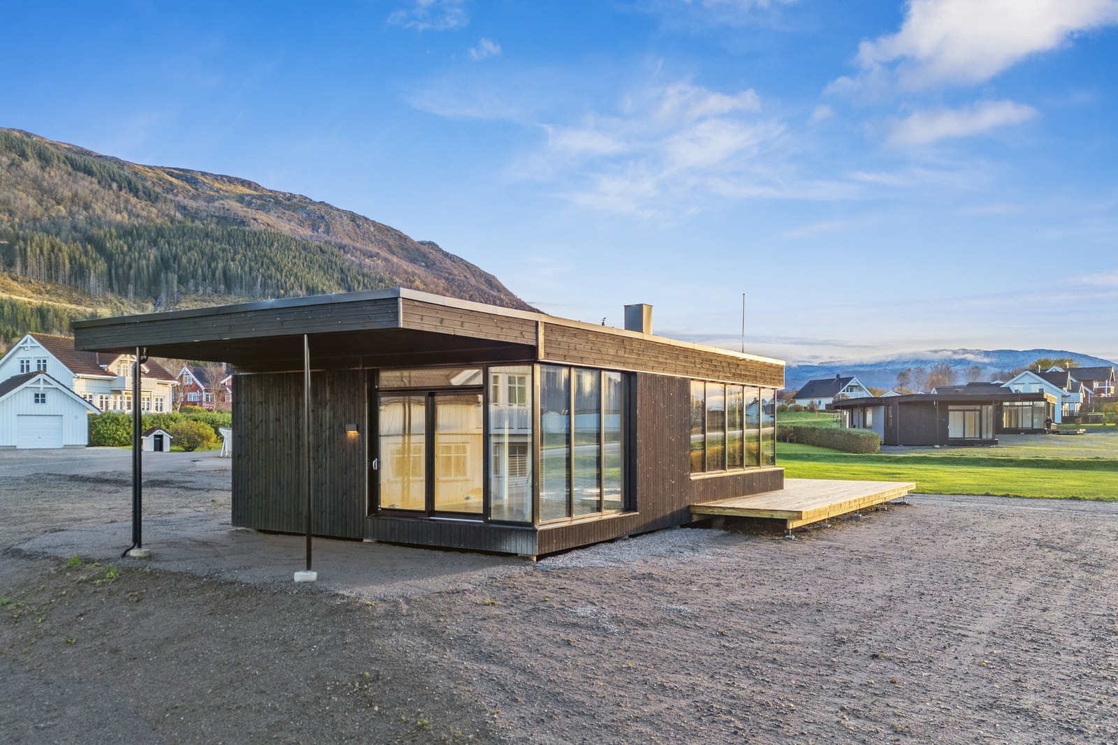 EiendomsMegler 1 har gleden av å presentere Nordvollvegen 25! Foto: EFKT Galleribilde